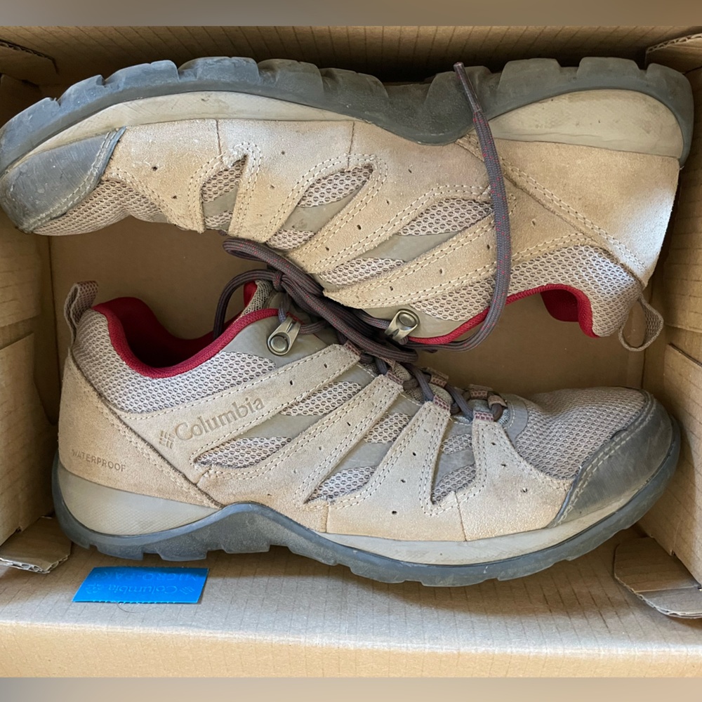 Columbia Women's waterproof hiking shoes
